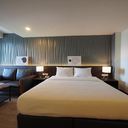 Pb Grand Hotel Hat Yai Exteriör bild
