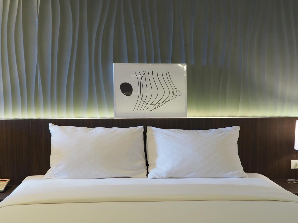 Pb Grand Hotel Hat Yai Exteriör bild
