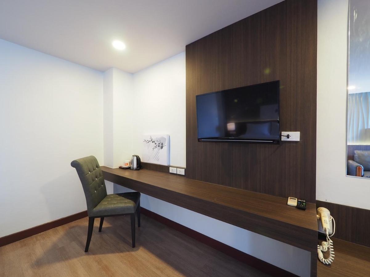 Pb Grand Hotel Hat Yai Exteriör bild