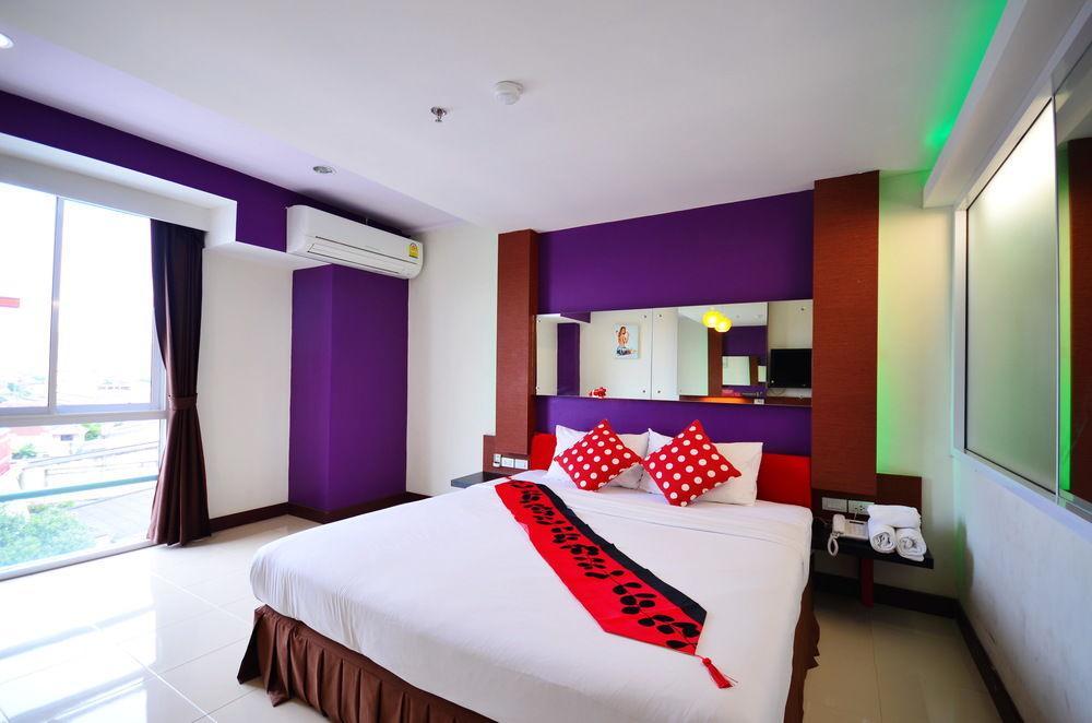 Pb Grand Hotel Hat Yai Exteriör bild