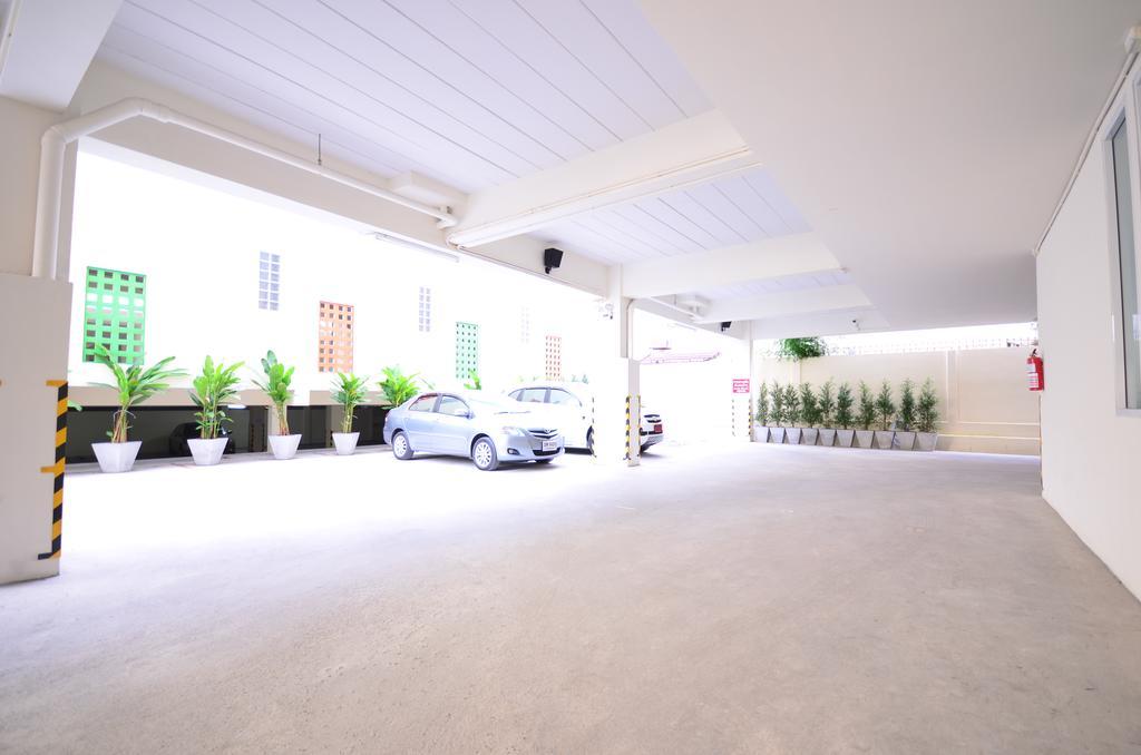 Pb Grand Hotel Hat Yai Exteriör bild
