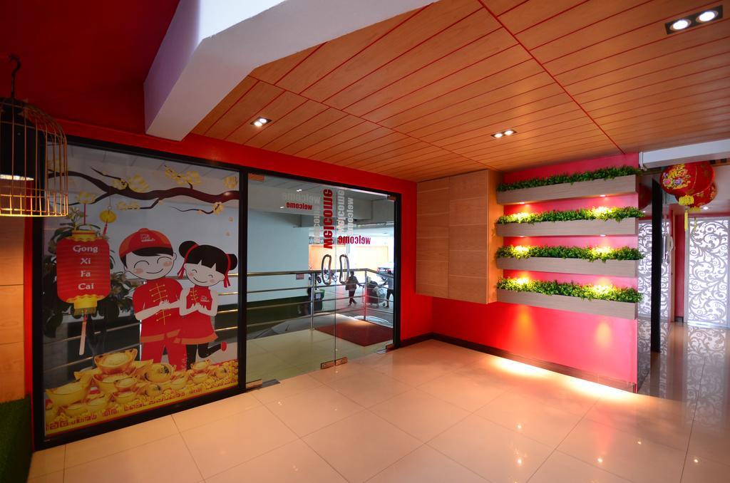Pb Grand Hotel Hat Yai Exteriör bild