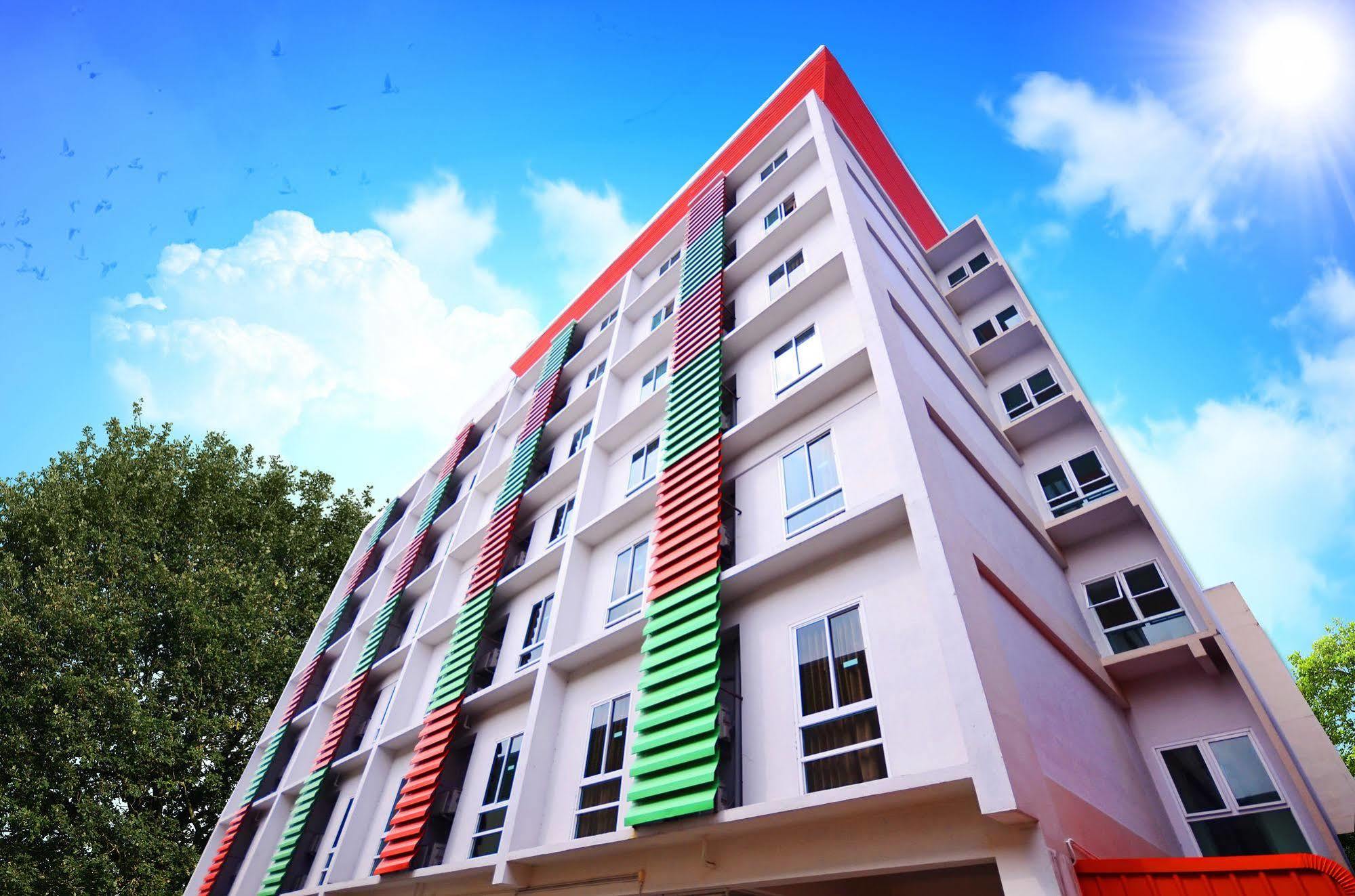 Pb Grand Hotel Hat Yai Exteriör bild